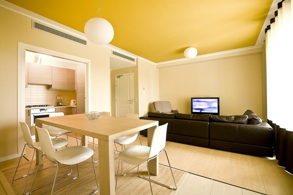 Aparthotel La Pineta Lido di Jesolo Exterior photo